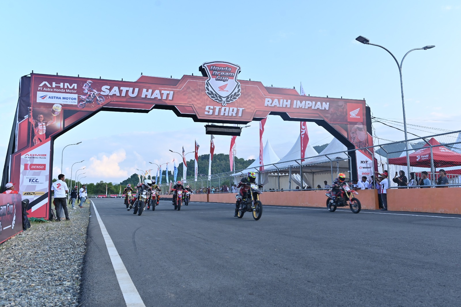 Honda Dream Cup Hadirkan Kelas Baru untuk Vario 160