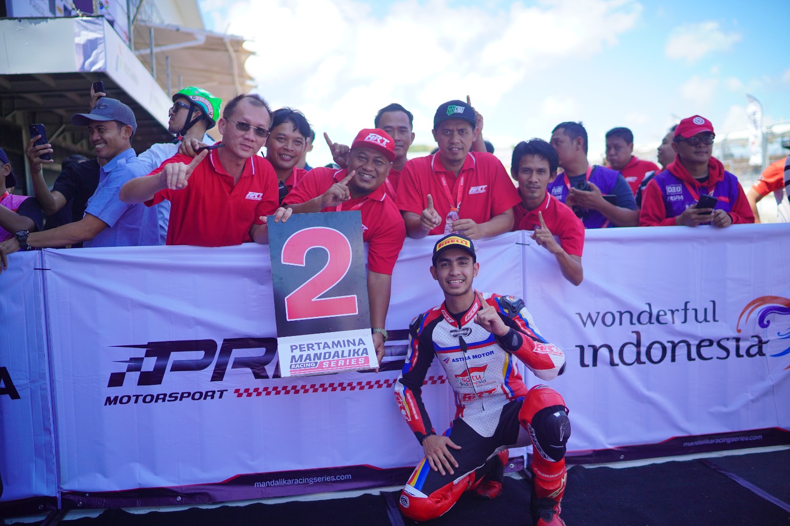 Pebalap ART Raih Podium di Seri Perdana Mandalika Racing Series Kelas NS250cc