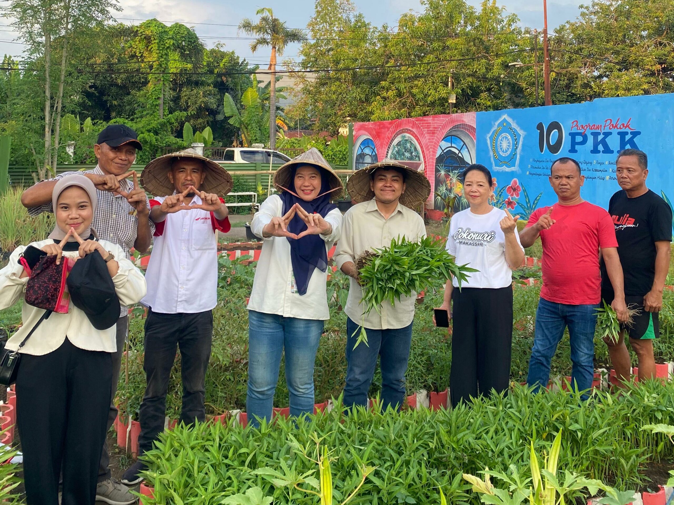 Panen Perdana KT Cokonuri Jadi Bukti Keberhasilan Program Binaan Asmo Sulsel